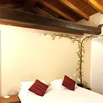 Residenza Pesce D'oro Apart Otel