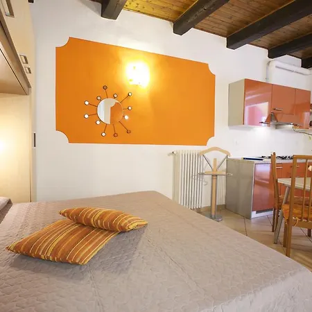 Residenza Pesce D'oro アパートホテル